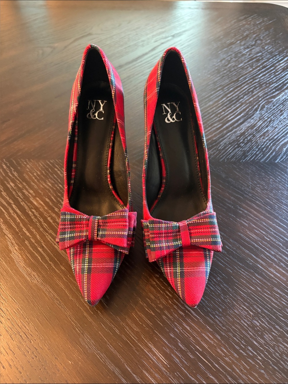 Red Tartan Plaid Bow Pointed Toe Pumps Preppy Holiday Heels NWT Sz 7
